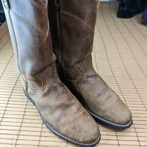 Acme Boots women's size 6.5B raw tan leather Western Cowgirl Roper boots.